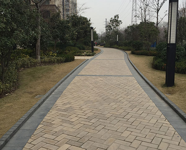 砂基透水砖案例